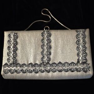 Chic Silver Evening Clutch With Rhinestone Accents